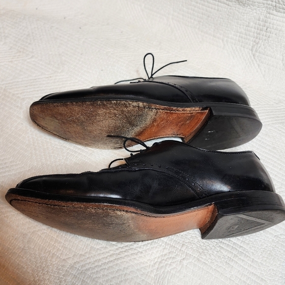 Allen Edmonds men\'s size 9 Wendell black dress oxford shoes. main image 6